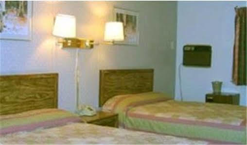 Highlander Inn รัตแลนด์ ภายนอก รูปภาพ